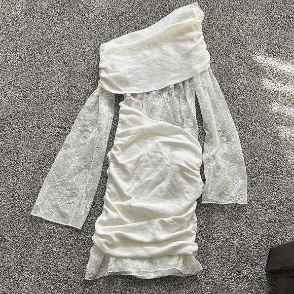 Meshki One Shoulder White Lace Dress - Picture 4 of 7